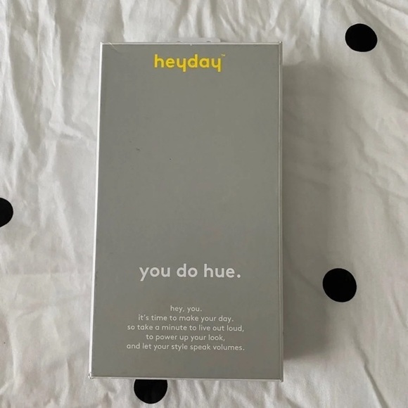 iPhone X/XS Reflective Case & Portable Charger Set - Picture 2 of 4